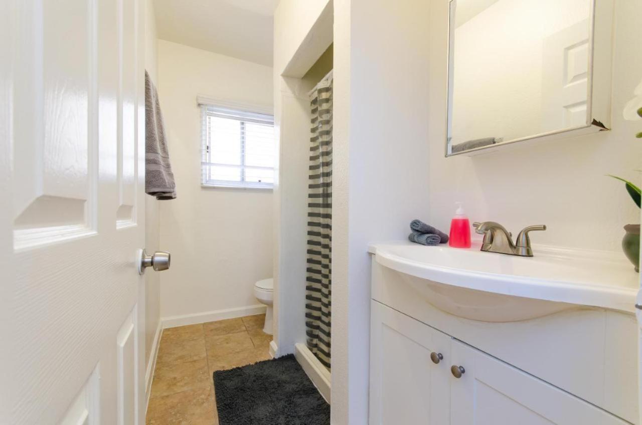 Cute Studio In The Heart Of Hollywood Lejlighed Los Angeles Eksteriør billede