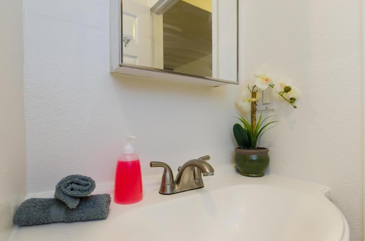 Cute Studio In The Heart Of Hollywood Lejlighed Los Angeles Eksteriør billede